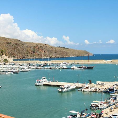 Roberto Guest House Castellammare del Golfo Bagian luar foto